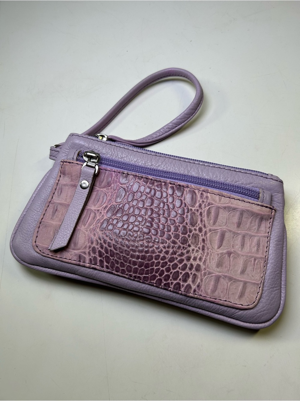 Matteo Mio Lavender Leather Wristlet Clutch Mini Purse, Croc Embossed Front